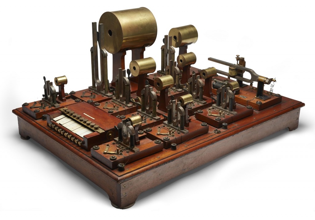 马克思·科尔的亥姆霍兹合成器（1905）